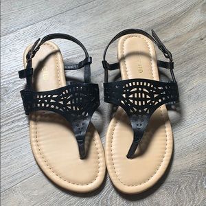 Black and Tan flat sandles
